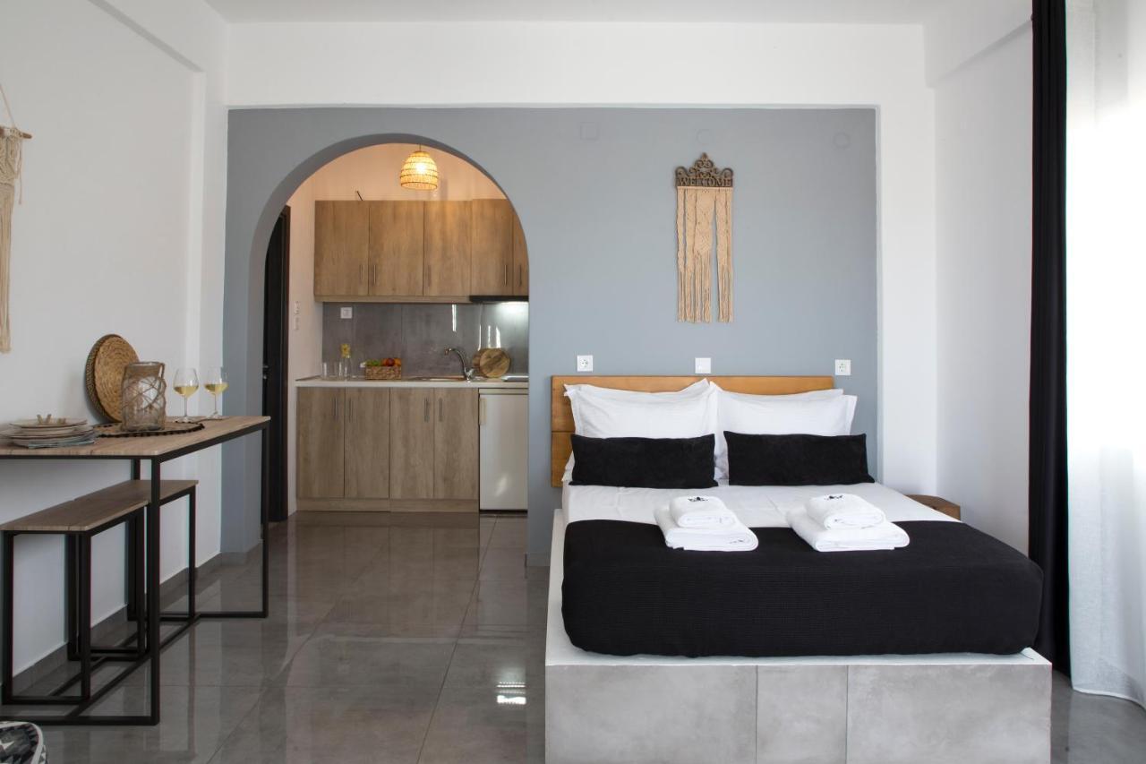 Paros King Aparthotel Aliki  Bagian luar foto